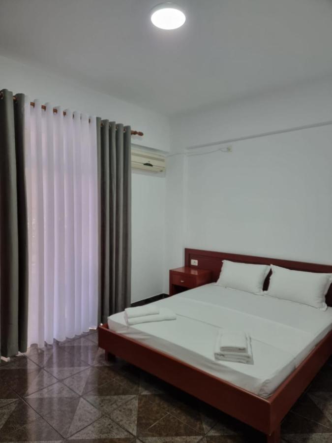 Ideal Apartments & Rooms Sarandë Exterior foto